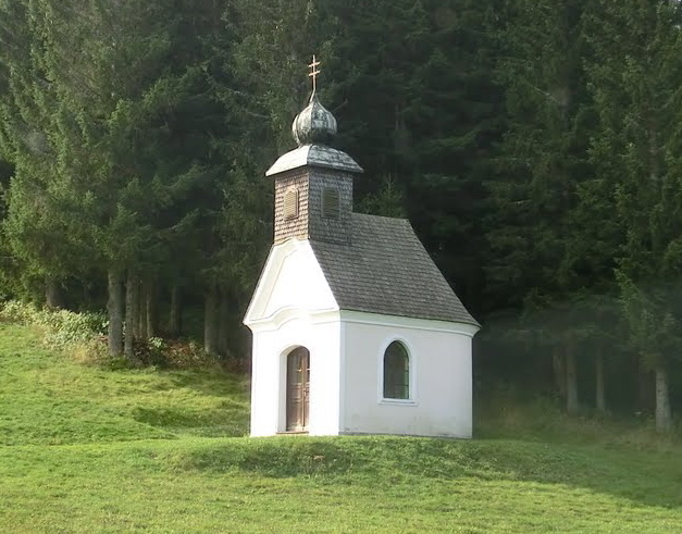 Kapelle_Sommeralm.jpg